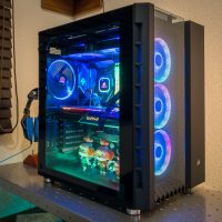 自作PC組み立て歴25年、今年作ったのはパソコンは‥