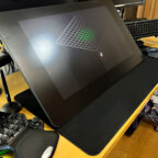 液タブ＋モニターアームでお絵描き作業がめっちゃ快適に